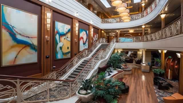 Royal Caribbean Earnings Will Chart the Course for Cruise Stocks