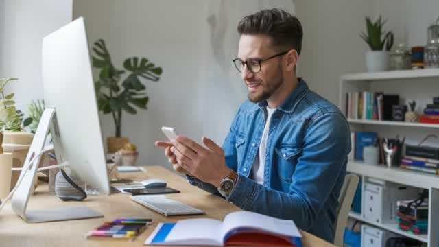 Samsung's chip output dropped amid workers' rally, union says