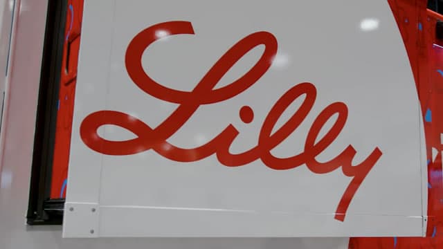 Eli Lilly builds $1.5 billion stockpile of weight-loss pill ahead of FDA decision