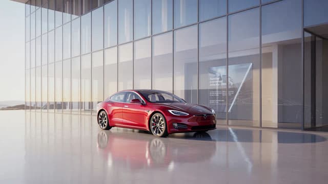 Tesla wins bid to revive UK lawsuit for 5G patents licence